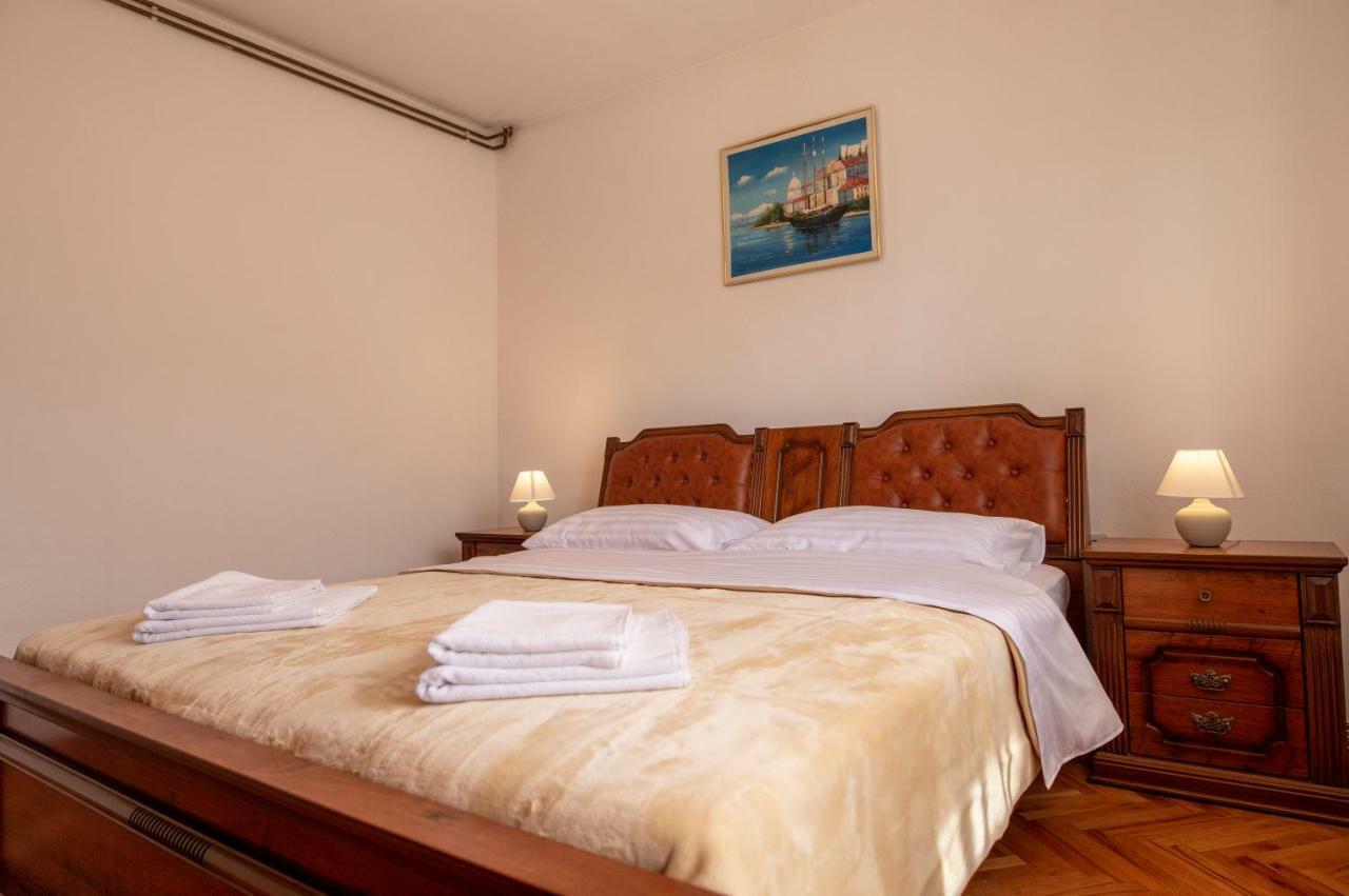 Family Silver Apartment Sibenik Ngoại thất bức ảnh