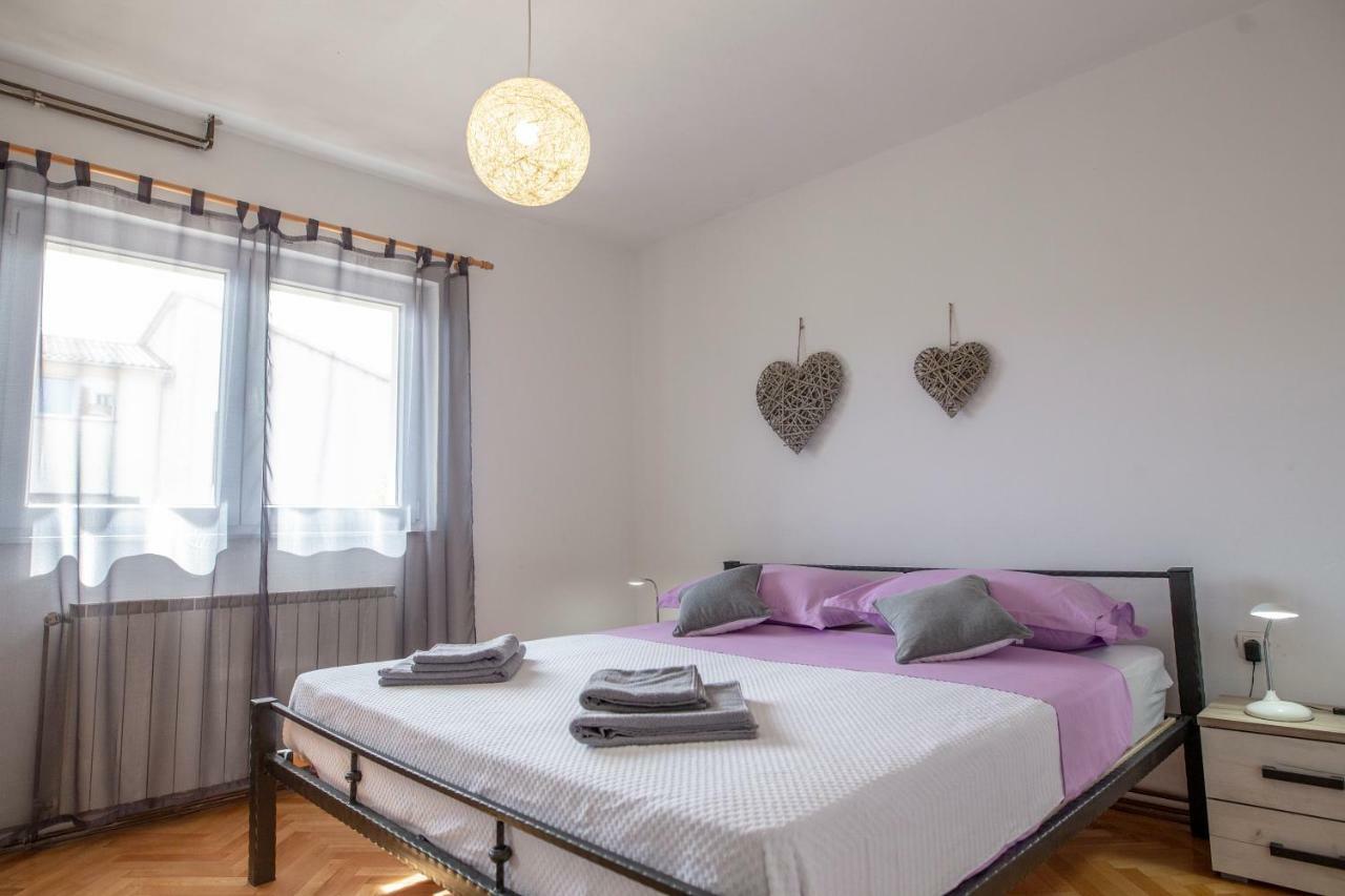 Family Silver Apartment Sibenik Ngoại thất bức ảnh