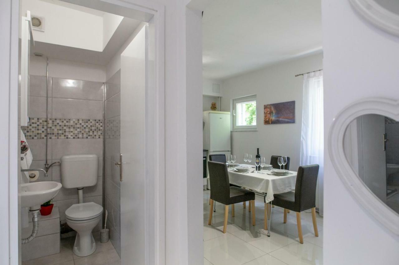 Family Silver Apartment Sibenik Ngoại thất bức ảnh