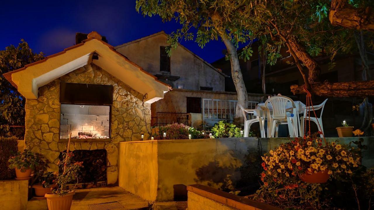 Family Silver Apartment Sibenik Ngoại thất bức ảnh